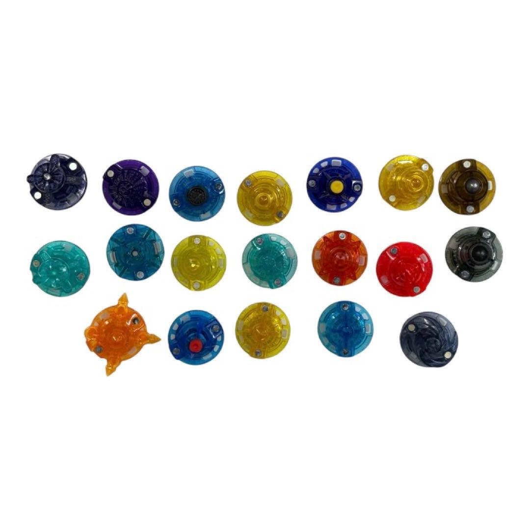 ベイブレードバーストまとめ売り　本体、ケース、ベイロガープラス他　sh15L