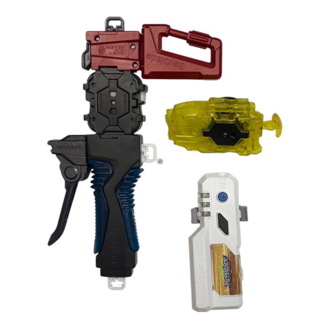ベイブレードバーストまとめ売り　本体、ケース、ベイロガープラス他　sh15L