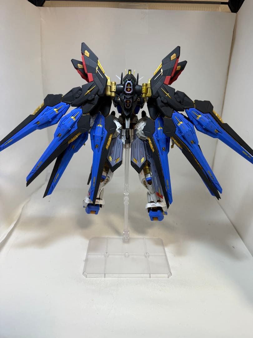 MGEXストライクフリーダムガンダム　ガンプラ