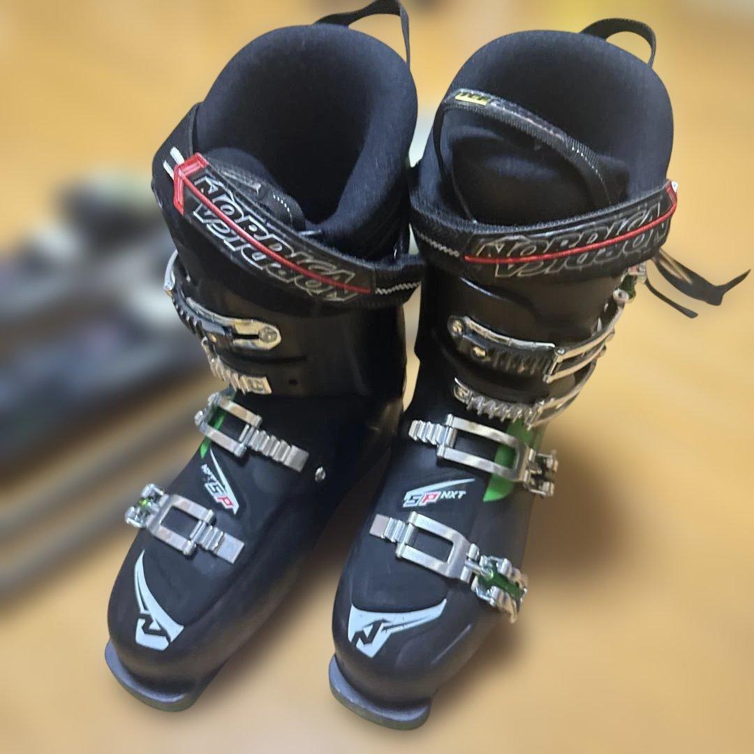 Nordica スキーセット 160cm スキー板 ストック 靴 27.5cm