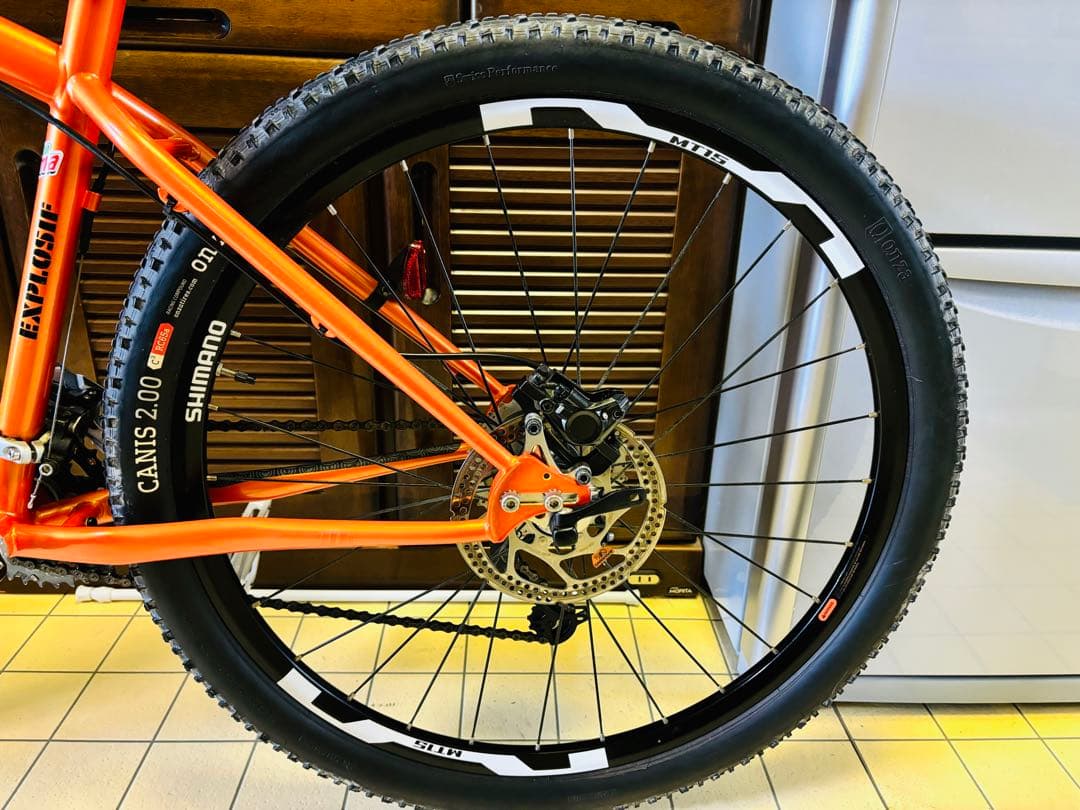 Kona Explosive マウンテンバイク オレンジ Kona Explosive マウンテン