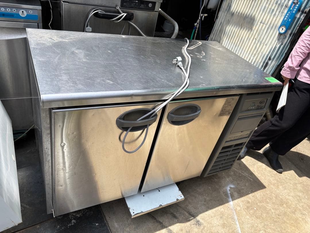 業務用ふくしま　ステンレス冷蔵庫 KATCー120RM 239L 冷機器ラインナップ｜株式会社フジマック