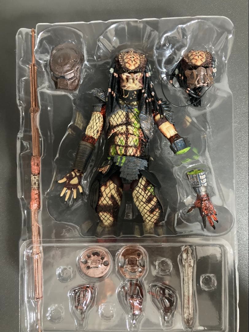 ネカ　NECA シティハンター　プレデターバトルダメージ　プレデター2