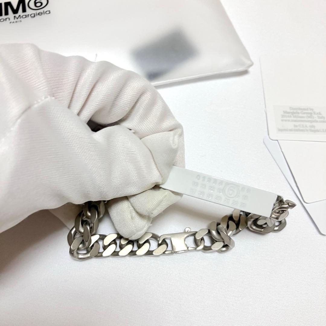 新品 6 24aw マルジェラ MM6 アノニマスロゴブレスレット 17196 - メルカリ