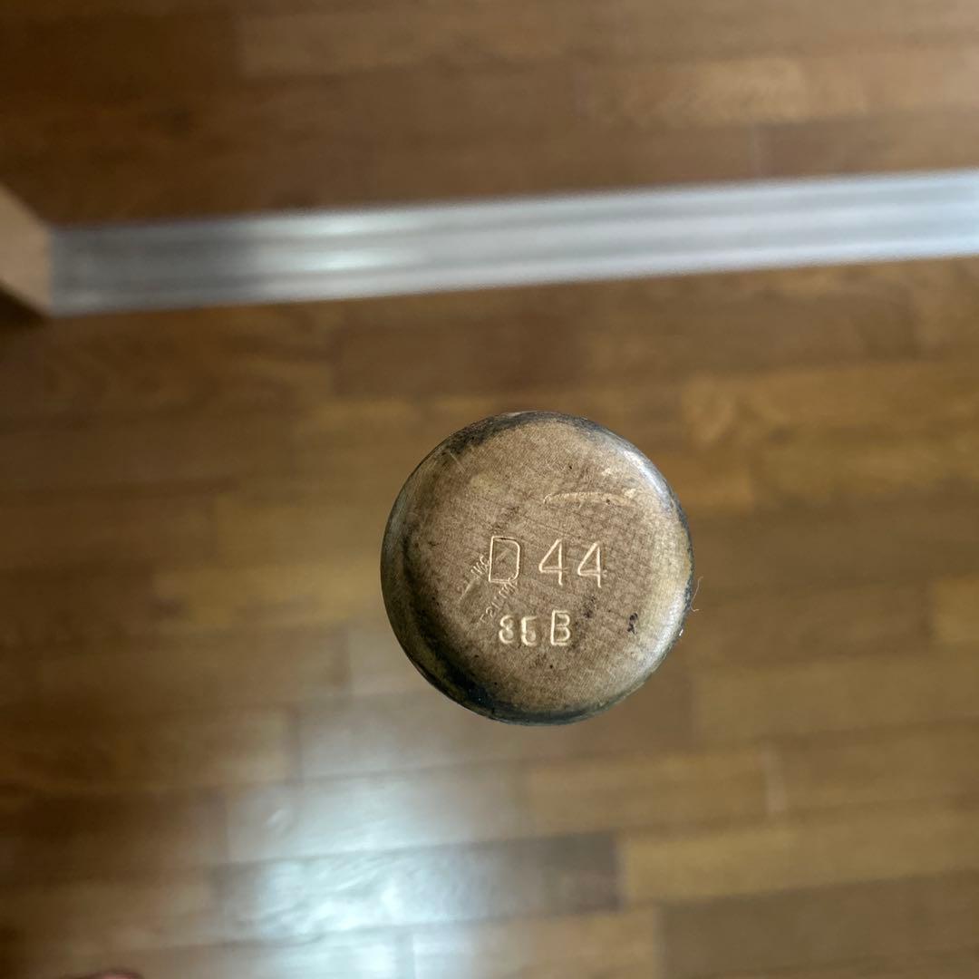 タイロン・ウッズ実使用サイン入りバット