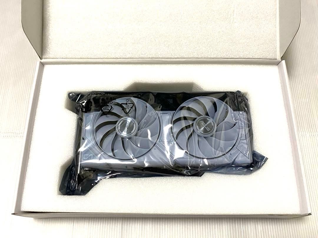 志村幸三  ASUS GeForce RTX4060 グラボ