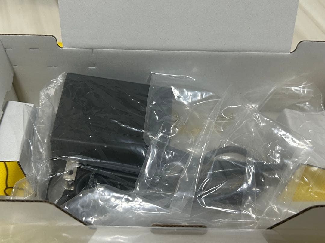 Nintendo Switch Lite 本体《イエロー》