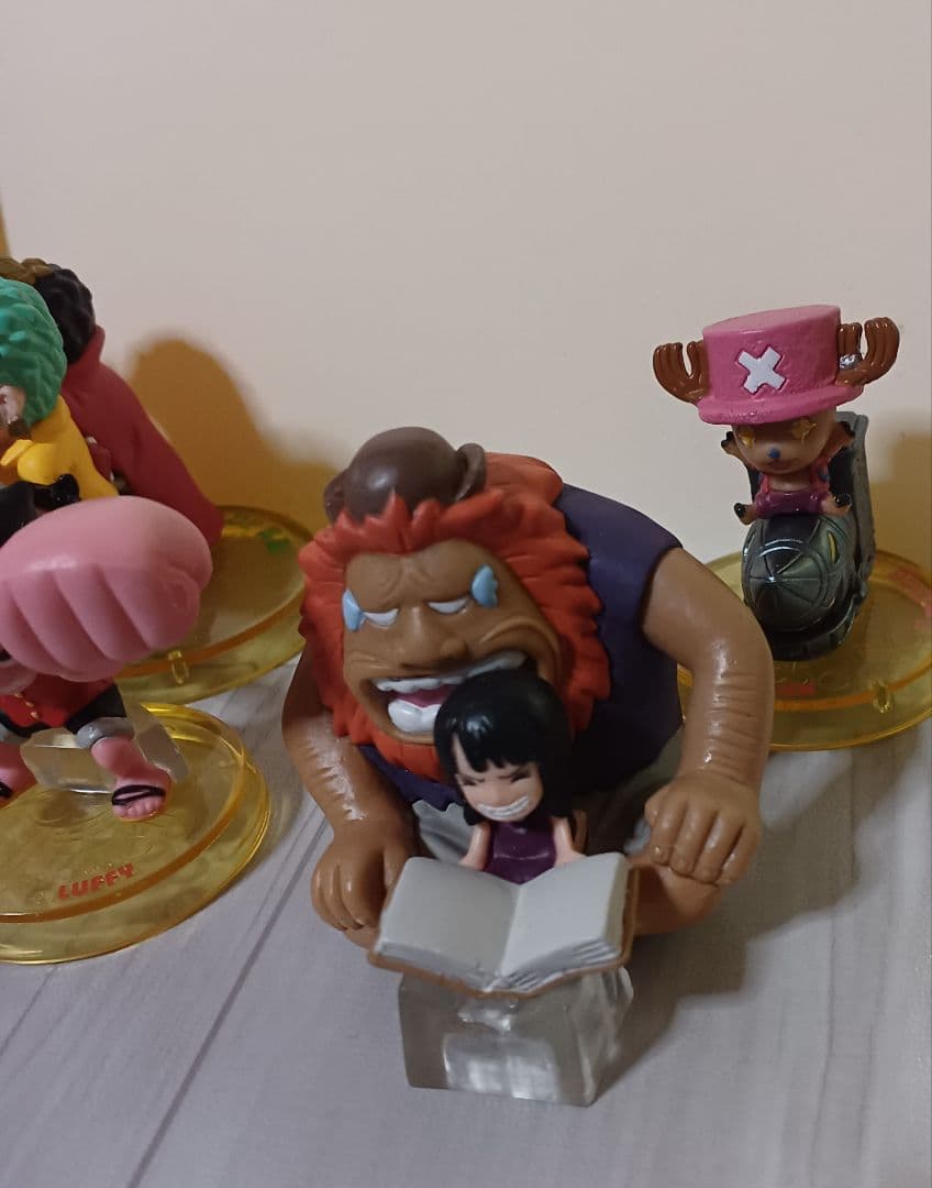 ONE PIECE　海賊団ヒーローズ　全9種フルコンプセット　カード付き