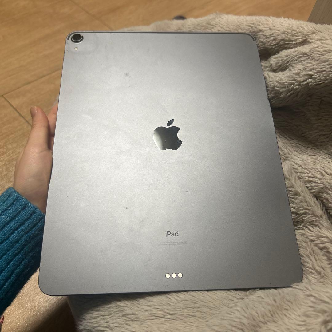 iPad Pro 12.9 (第3世代) スペースグレー 64GB ジャンク品 - メルカリ