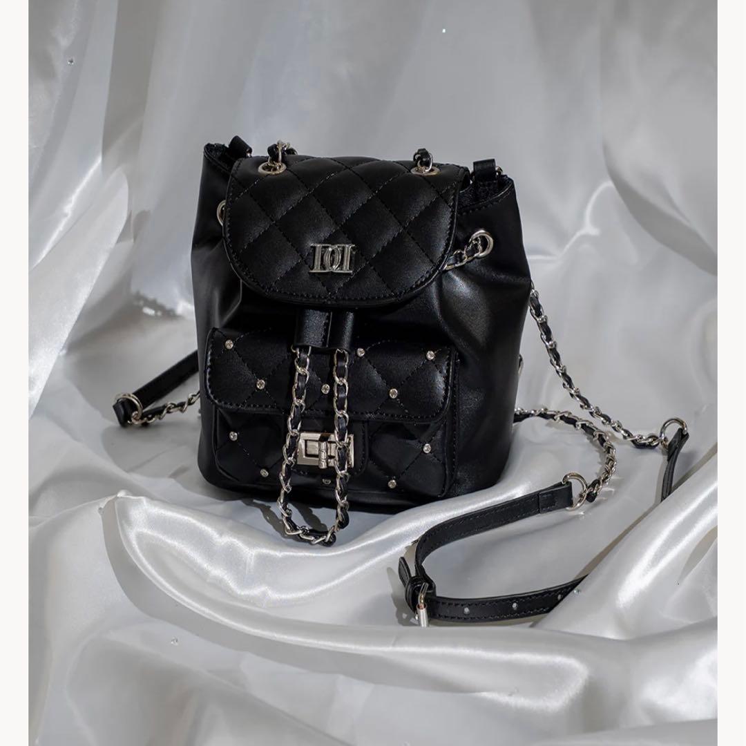 ダーリッチ キルティングビジューミニリュック - メルカリ