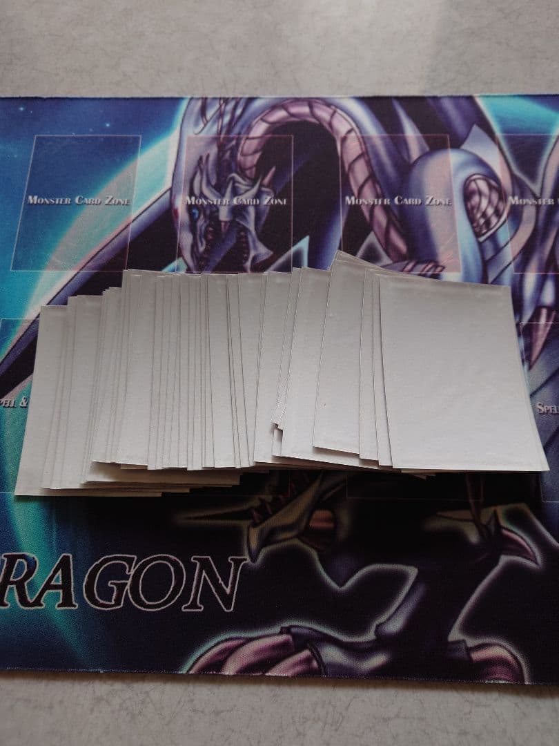 レア物】 ウルトラプロ ドクロ スリーブ 40枚 - メルカリ