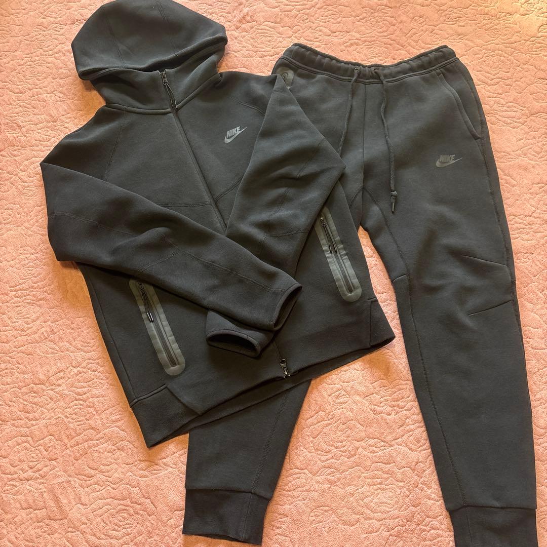 NIKEテックフリースブラックセットアップ Nike】 Tech Fleece テックフリース上下セットアップ (Nike
