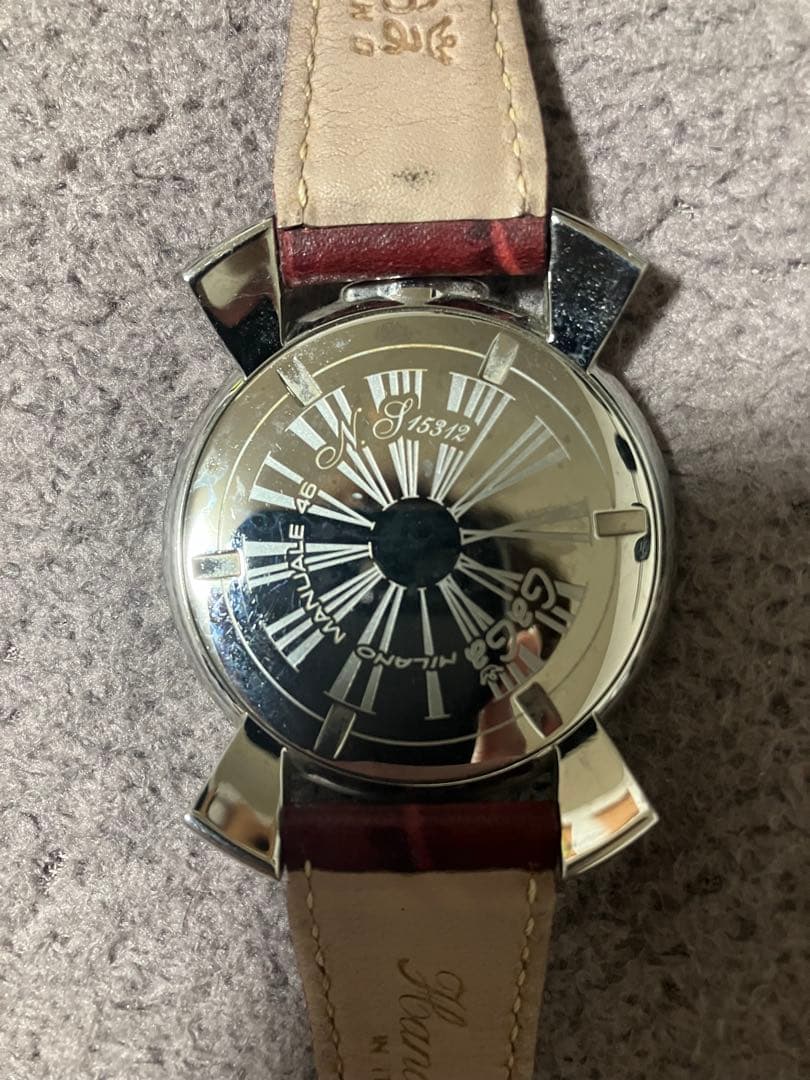ガガミラノ イタリア製 N.1538 赤い文字盤 時計 - メルカリ