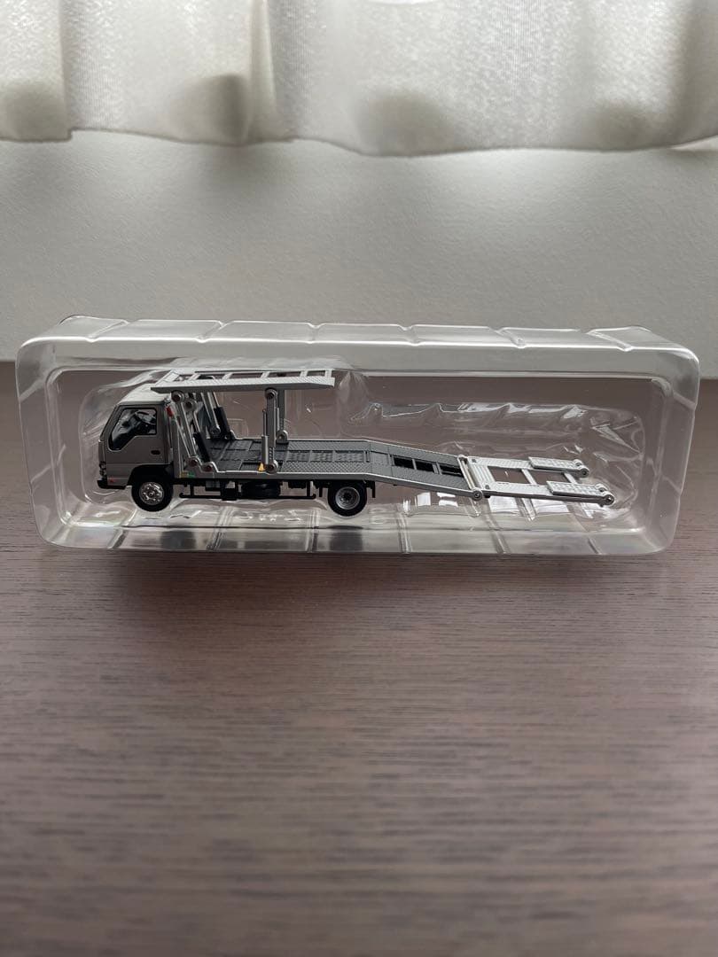 トミカリミテッドヴィンテージネオ LV-N221 日産 アトラス