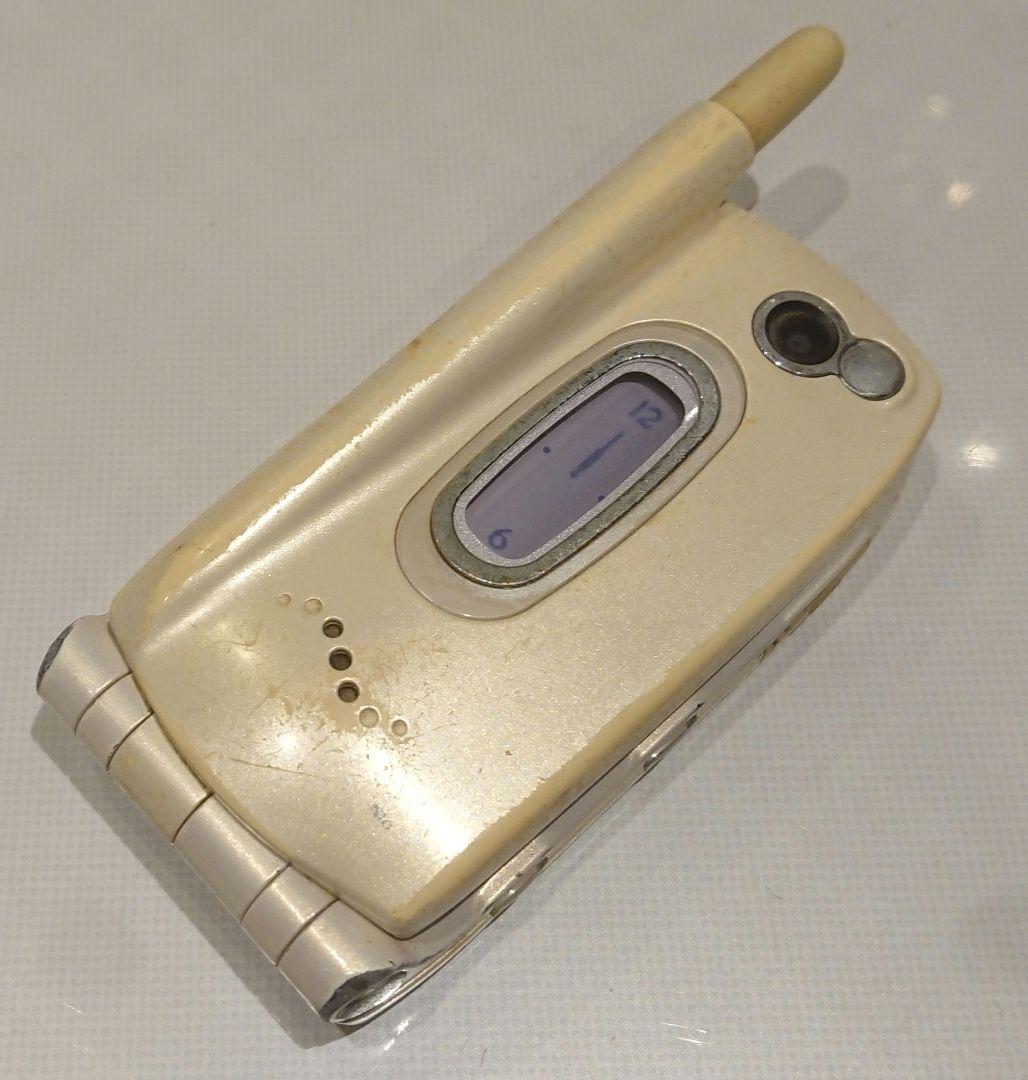 レア ドコモ docomo N251i WHITE ホワイト ガラケー 携帯 - メルカリ