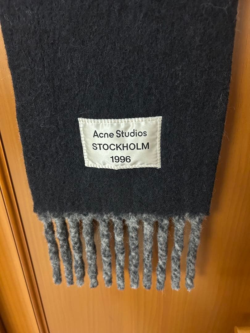 RY5902 様専用 Acne Studios バイカラーアルパカスカーフ - メルカリ