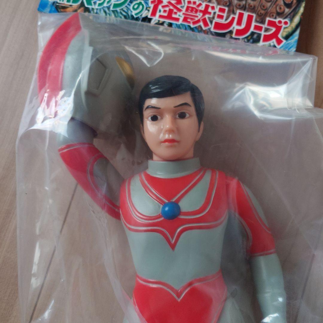 ブルマァク 怪獣シリーズ マスク取れ　大　帰ってきたウルトラマン　レトロカラー