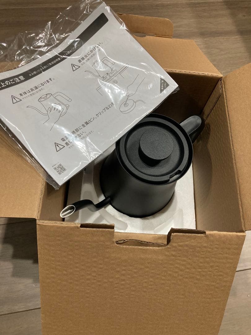 バルミューダ ザ・ポット 0.6L ブラック K07A-BK