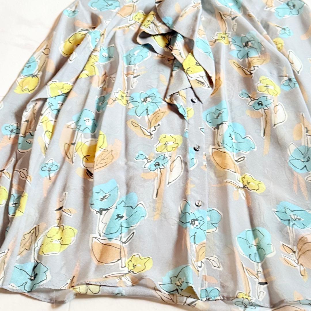 トゥモローランドコレクション フリル シルクブラウス 総柄 グレー 花