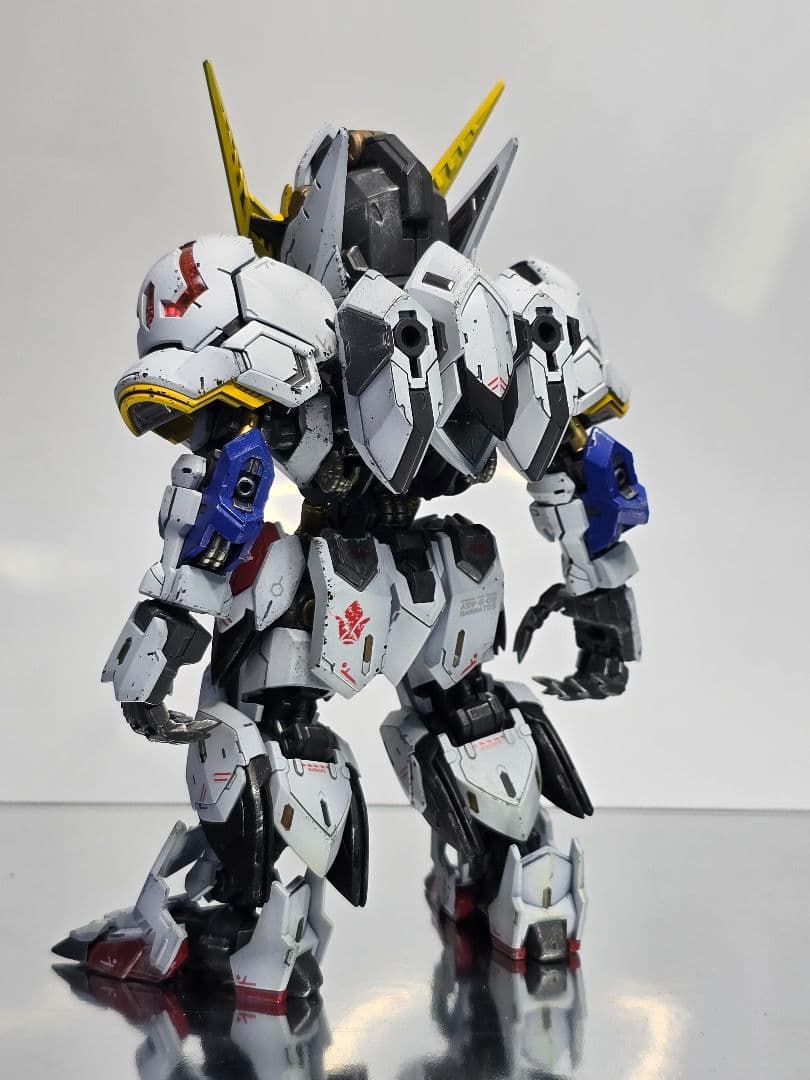 MGSD ガンダムバルバトス 海外製ジャイアントクロー付き 塗装済み完成