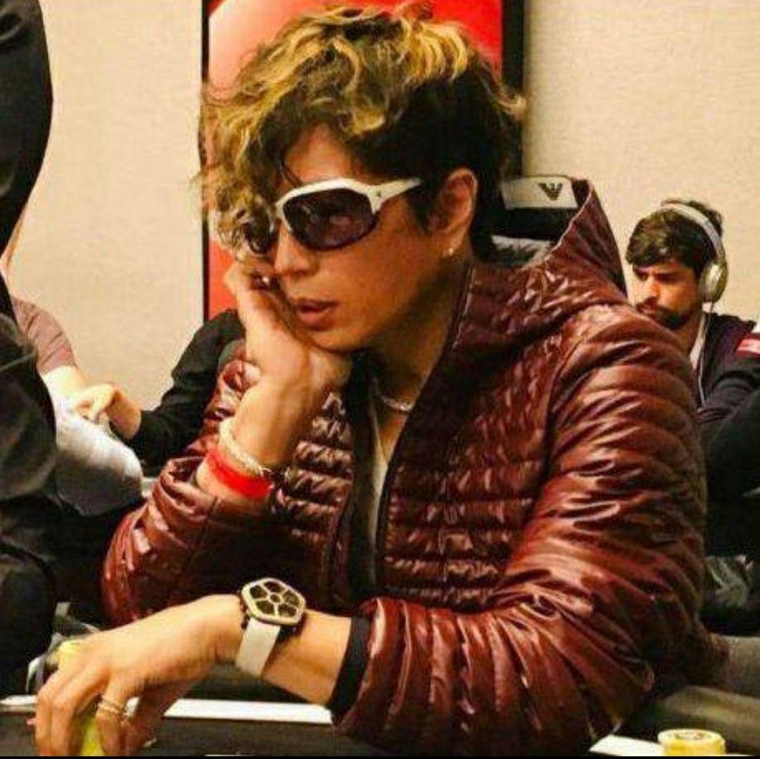 ジェネシス様専用】GACKT着用【ダウン46】EMPORIO ARMANI - メルカリ