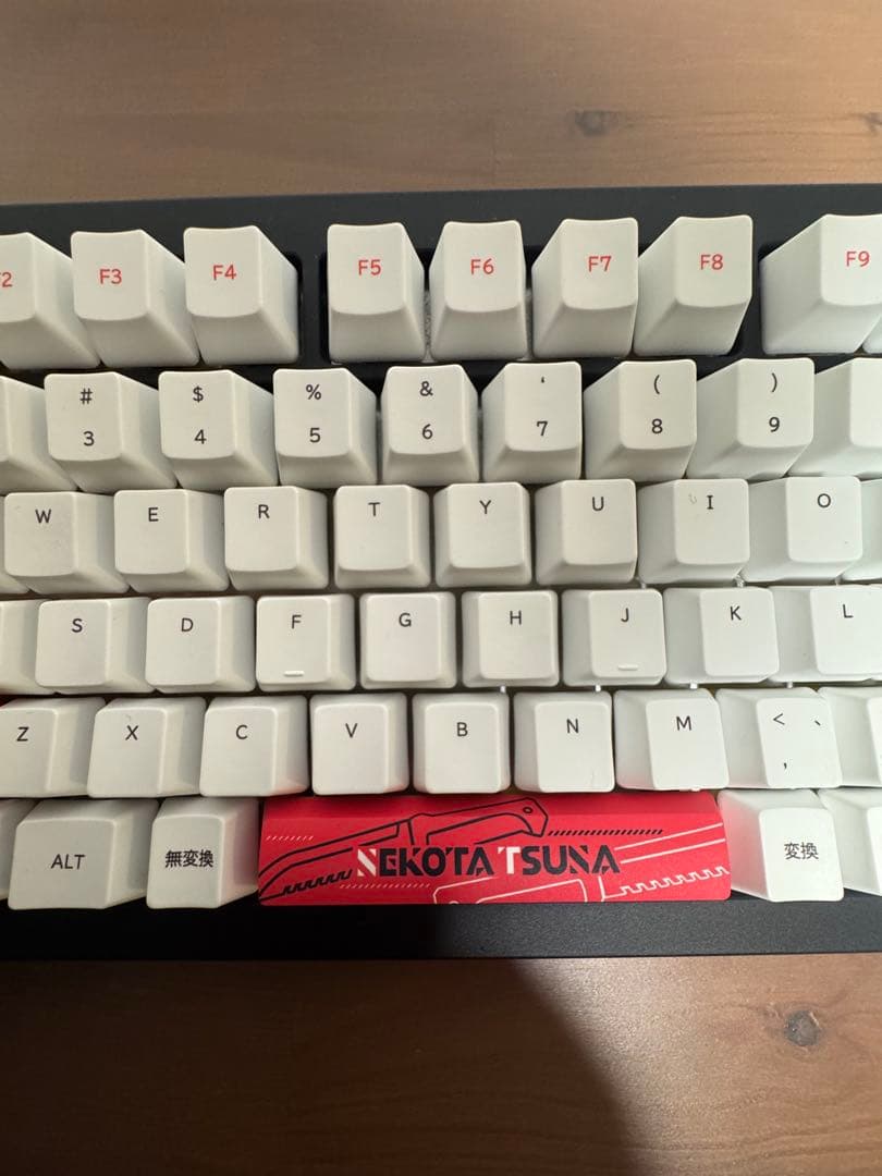 VSPO! GEAR ゲーミングキーボード 猫汰つな Edition ぶいすぽ - メルカリ