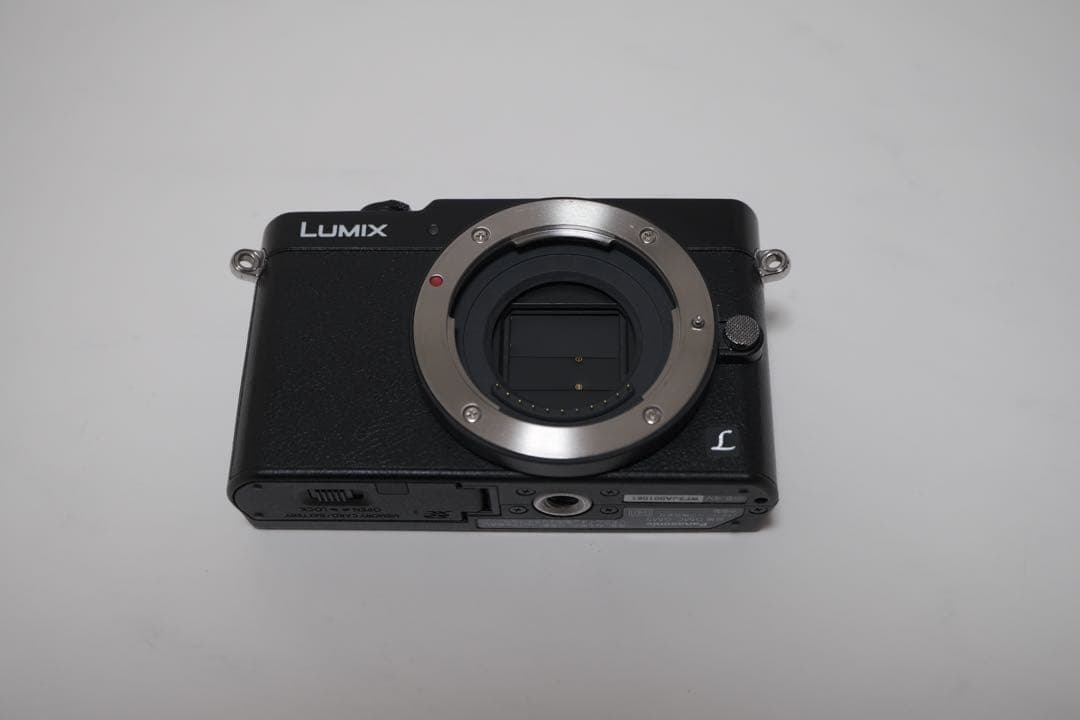 LUMIX DMC-GM5-K パンケーキレンズ付き