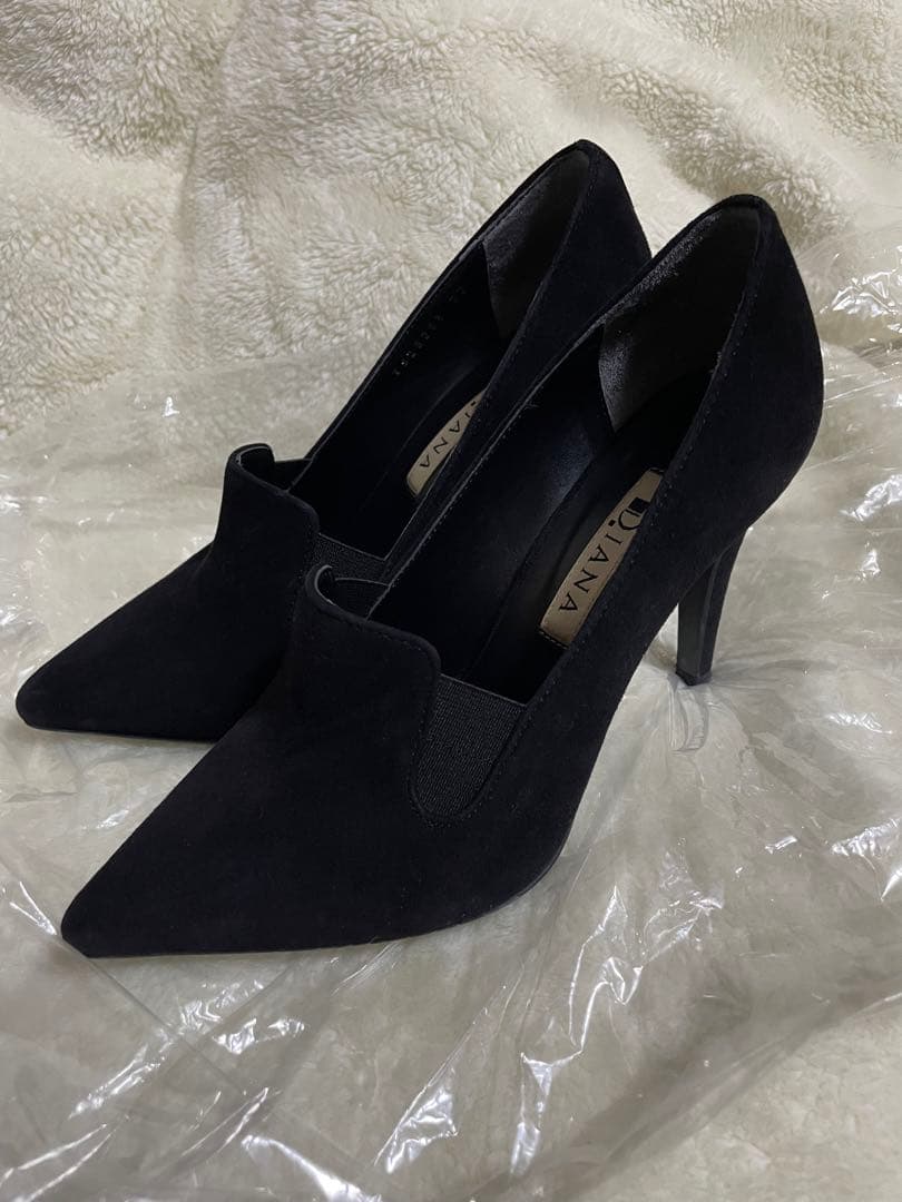 DIANA ダイアナ ポインテッドトゥ スエードパンプス 22cm - メルカリ