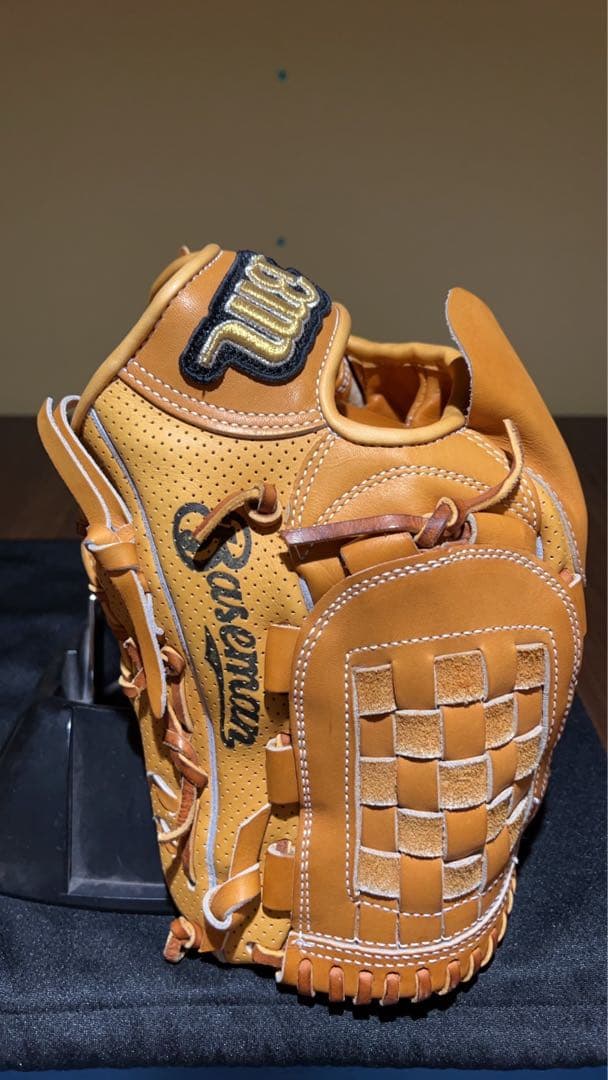 貴重 ベースマンの硬式用グラブ 投手モデル - メルカリ