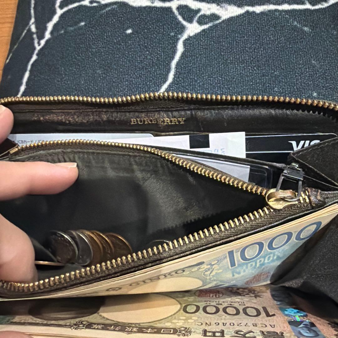 BURBERRY バーバリー ノバチェック ラウンドファスナー 長財布 - メルカリ