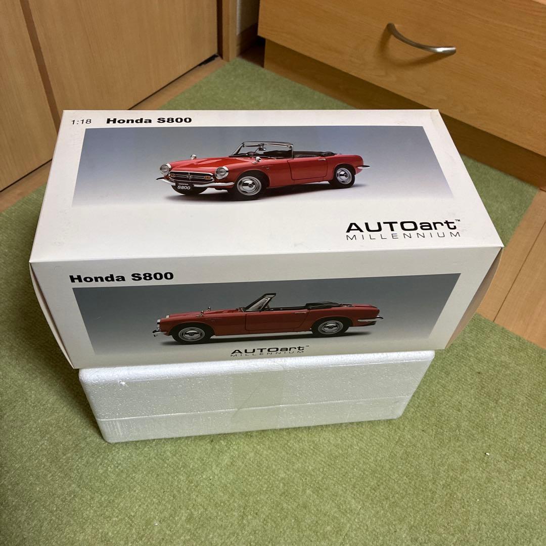 オートアート　1/18 ホンダ　S800 レッド