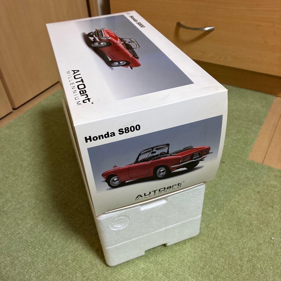 オートアート　1/18 ホンダ　S800 レッド