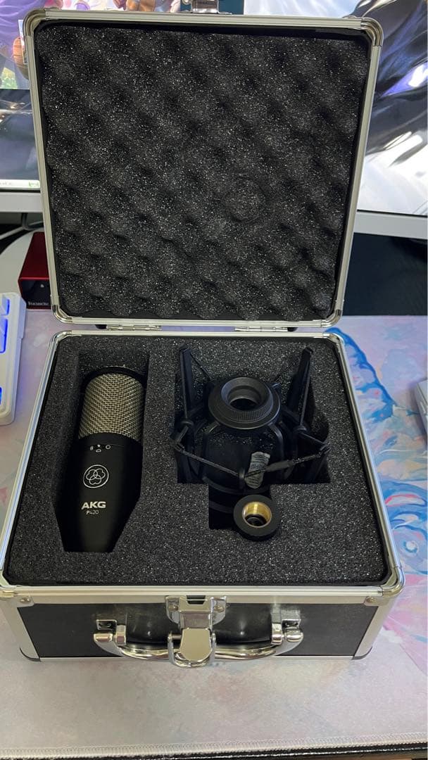 AKG P420 コンデンサーマイク ショックマウント付き | 激安通販のイー