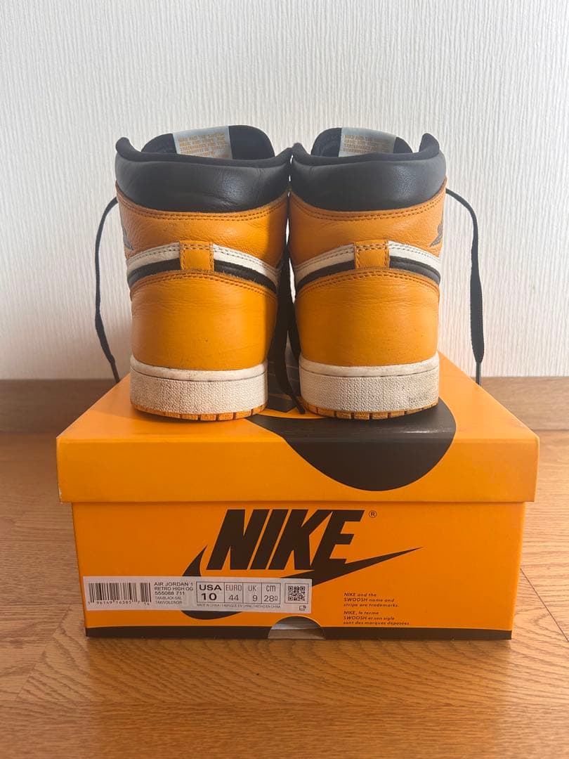 NIKE Air Jordan 1 \"タクシー\" ブラック/オレンジ