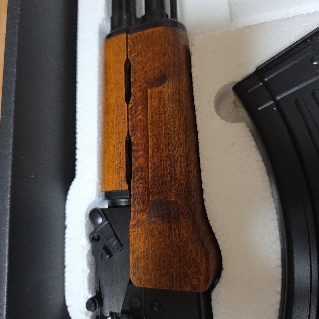 i*a様 【東京マルイ】AKMガスブローバック リアルウッドの通販はau PAY