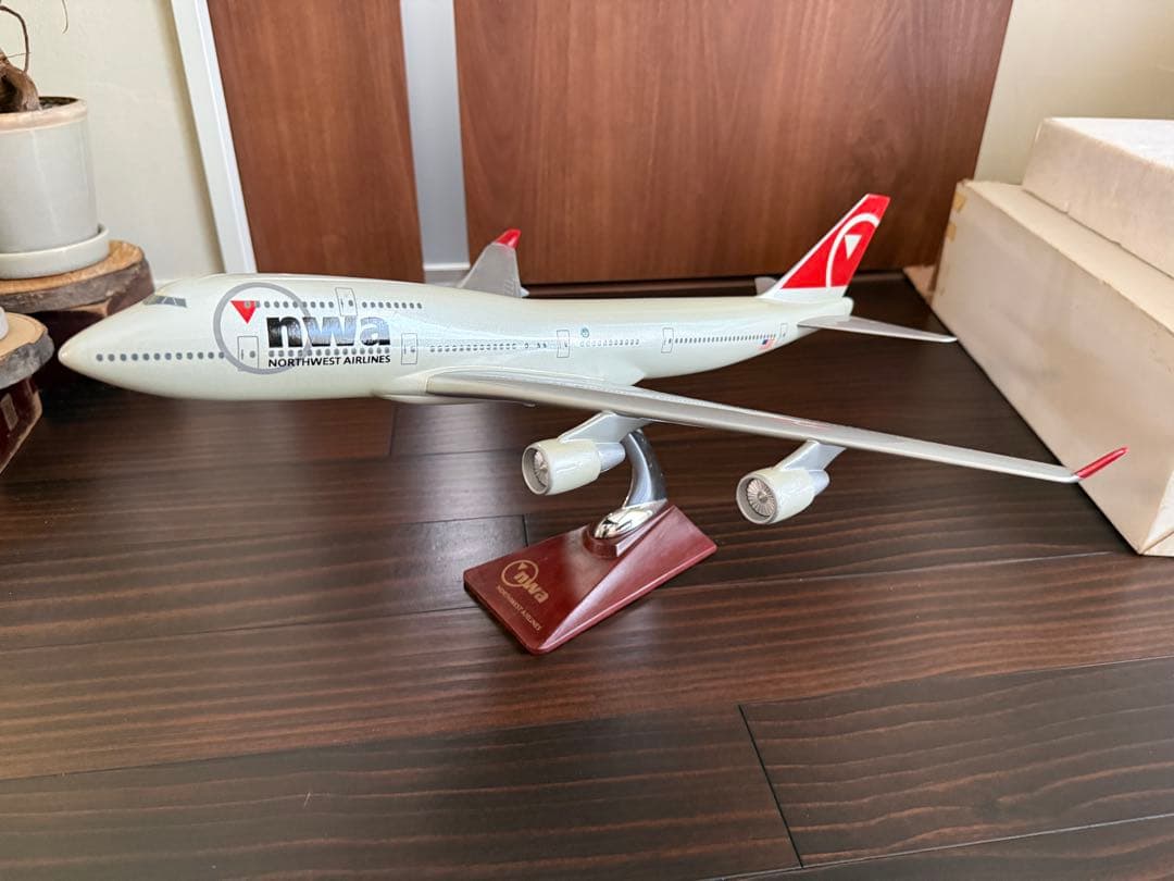 ノースウエスト747-400