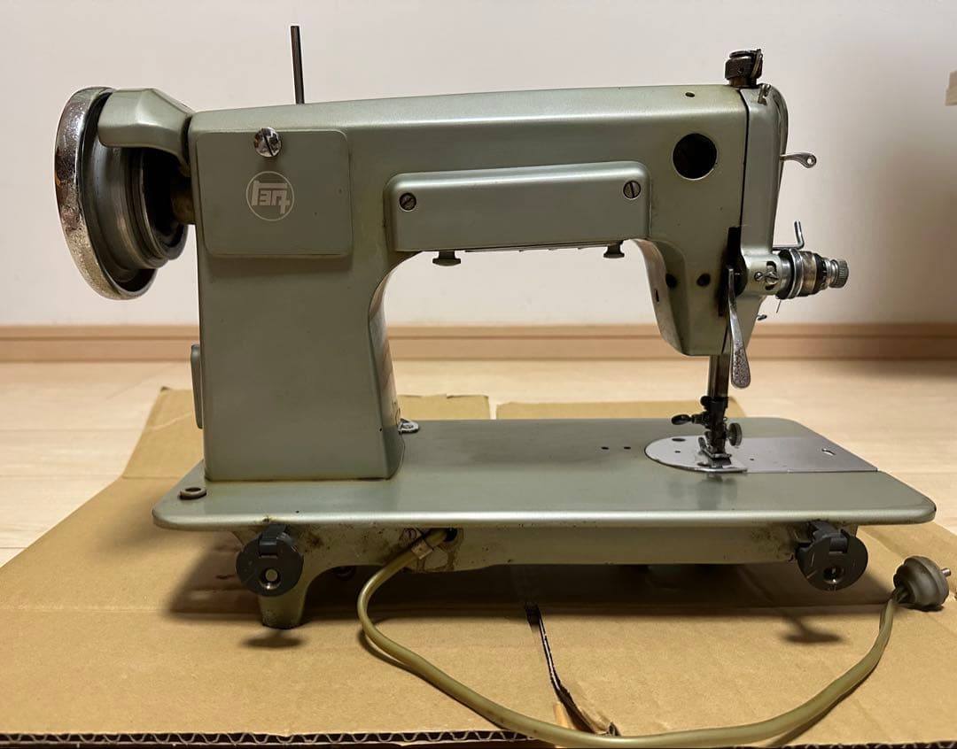 希少！TOYOTA トヨタ ミシン 足踏み アンティーク レトロ ヴィンテージ