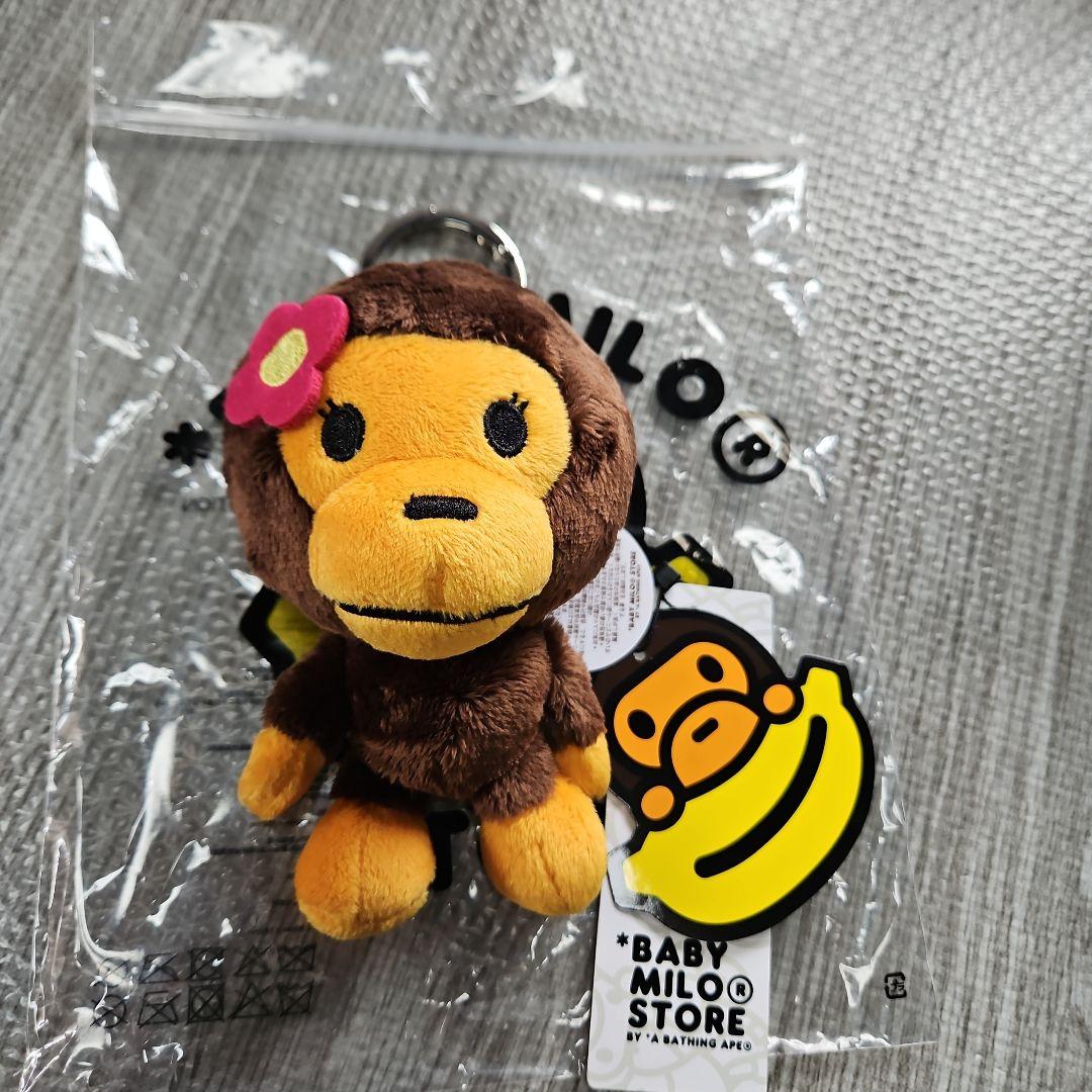 BAPE BABY LISA PLUSH DOLL KEYCHAIN - メルカリ