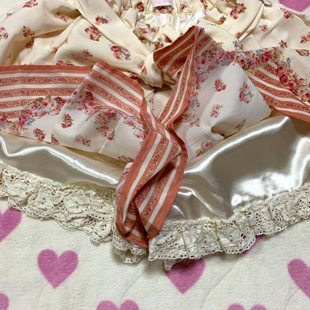 LIZLISA 花柄 フレアキュロット - メルカリ