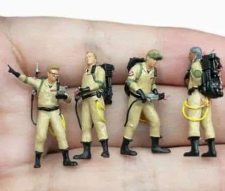 ★限定品◉1/64 【ゴーストバスターズフィギュア4体セット】《新品》