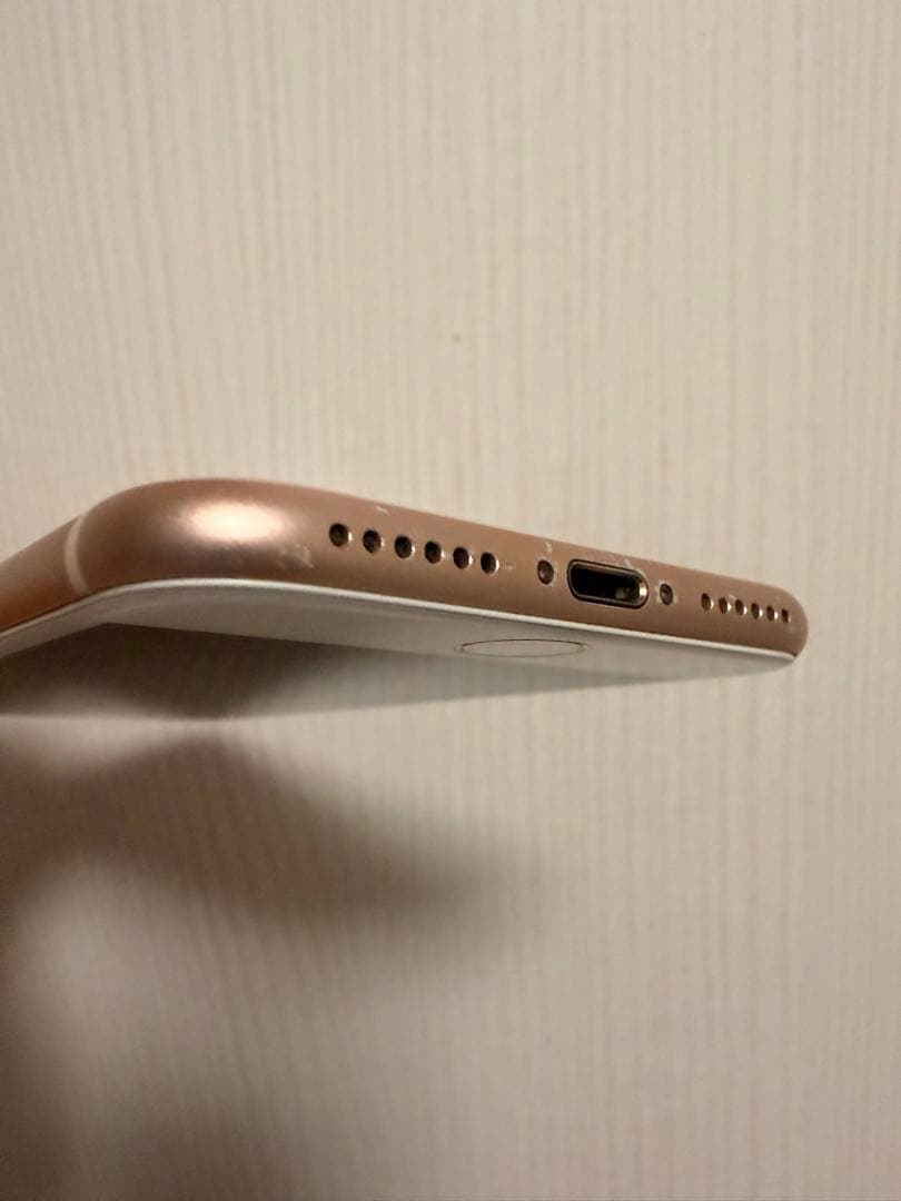 【ホワイトスポットあり箱付き】iPhone8 ピンク 64GB