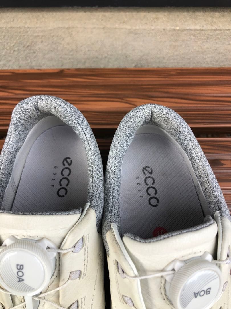 美品ECCO biomゴルフシューズ 37 23.5cm ソフトスパイク - メルカリ