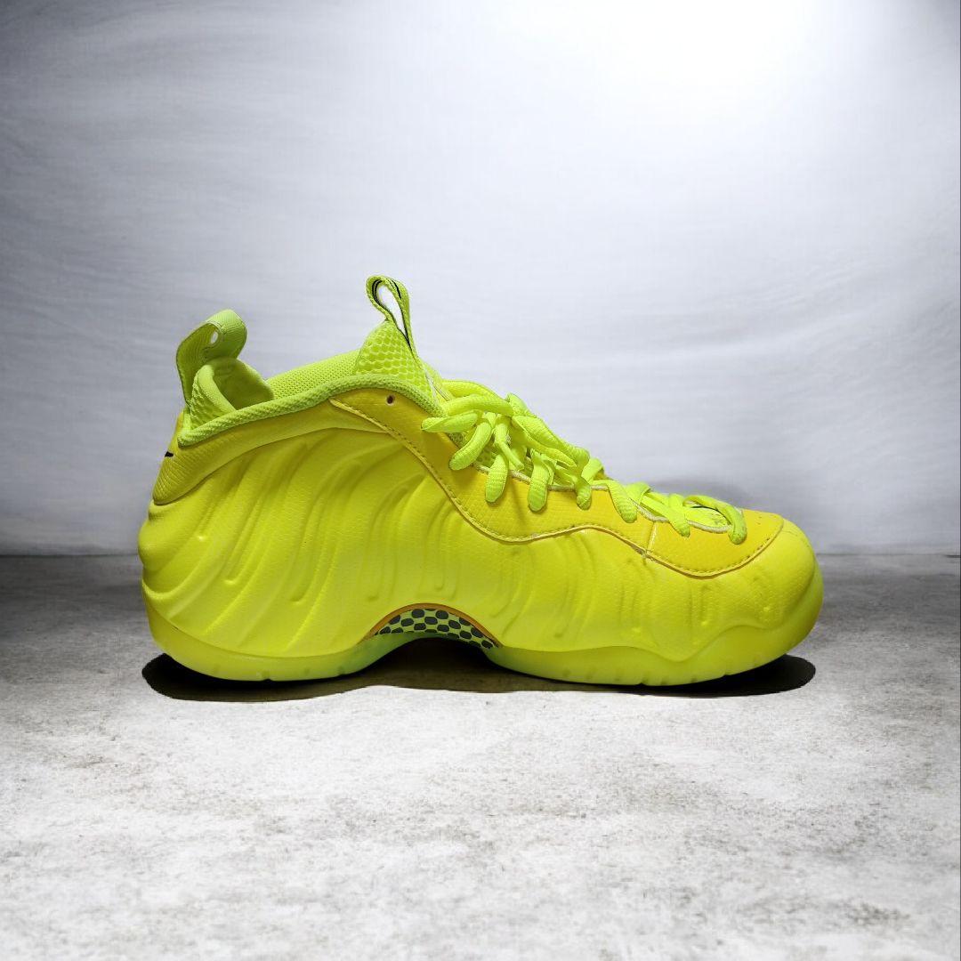 ​【希少】NIKE エアフォームポジット 26.5cm 蛍光イエロー ボルト