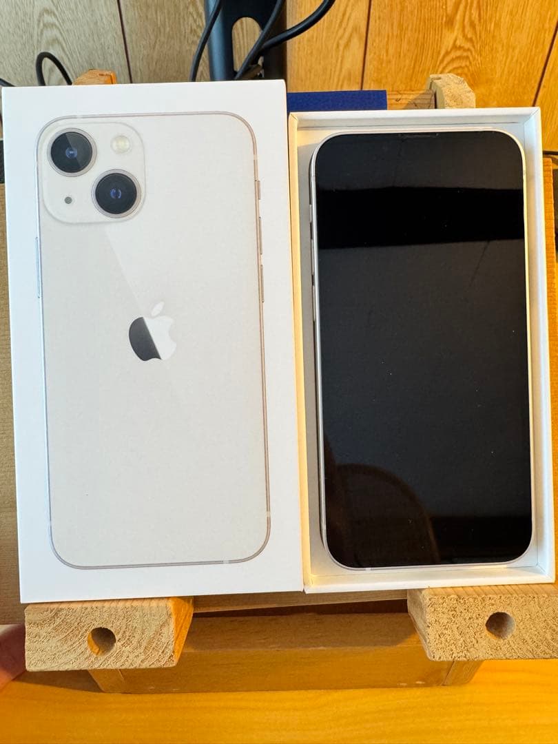 【バッテリー状態98%】iPhone 13 mini 128GB 本体 Amazon | 【整備済み品】 Apple iPhone 13 mini 128GB ミッドナイト