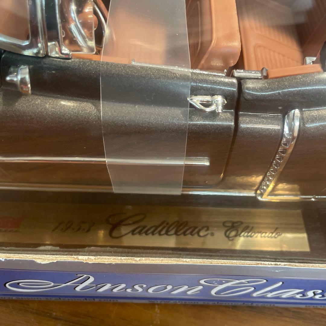 いい色です！新品未開封 1953 キャデラックエルドラド1／18 - メルカリ