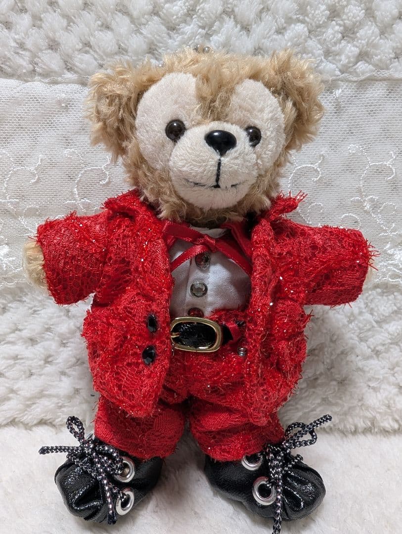 ダッフィー SHOW-WA 赤ラメ衣装 記事全文】SHOW－WA 平均35歳超えアイドル デビューの夢かなえた6人