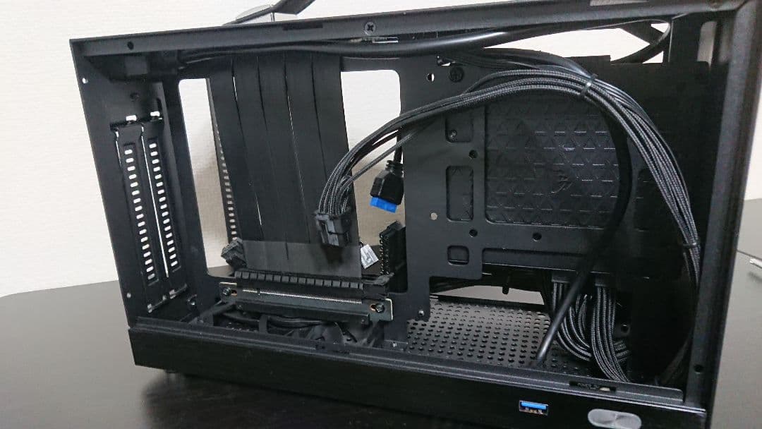 ミニITXPCケース＆SFX850W電源セット(ライザーケーブル＆ファン付き)