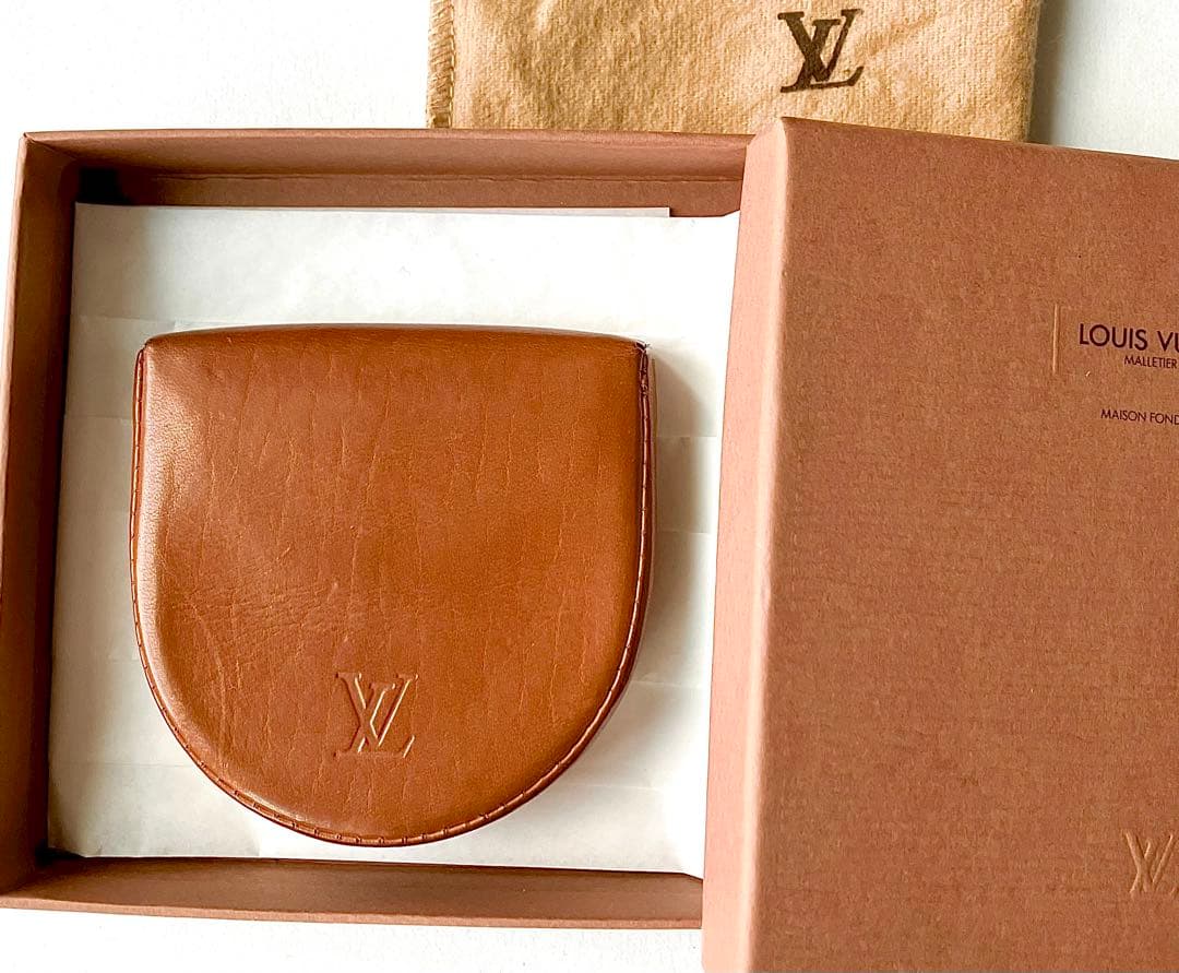 ルイヴィトン　ノマド　ケース LOUIS VUITTON（ルイ・ヴィトン） 送料無料 カードケース ノベルティ