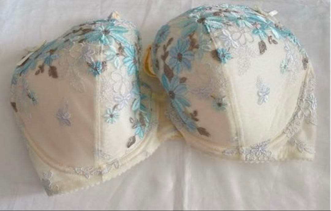 新品】ワコール パルファージュ F75 キャミソール セット クリーム