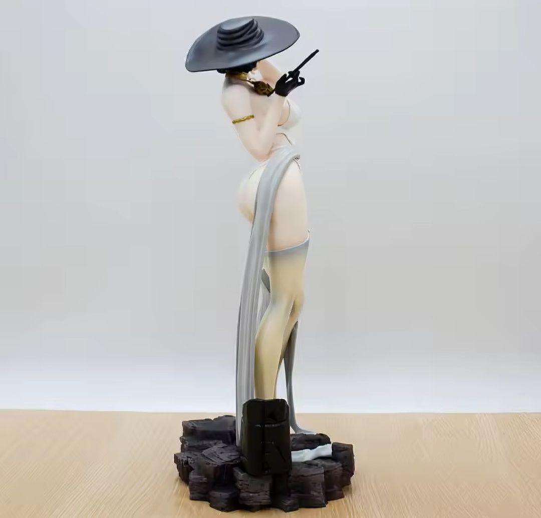 バイオハザード　オルチーナ・ドミトレスク夫人　フィギュア